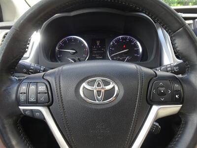 2014 Toyota Highlander XLE  3.5L V6 AWD - Photo 19 - Cincinnati, OH 45255