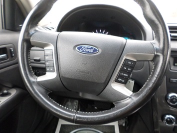 2010 Ford Fusion Sport   - Photo 20 - Cincinnati, OH 45255