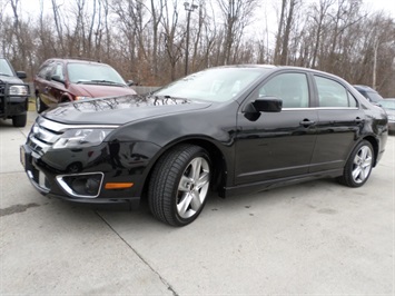 2010 Ford Fusion Sport   - Photo 11 - Cincinnati, OH 45255