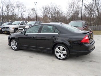 2010 Ford Fusion Sport   - Photo 4 - Cincinnati, OH 45255