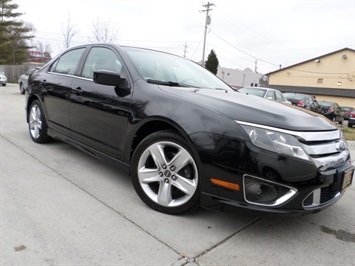 2010 Ford Fusion Sport   - Photo 10 - Cincinnati, OH 45255