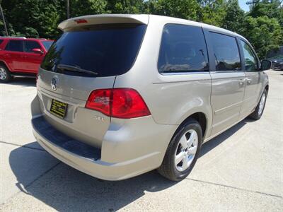 2009 Volkswagen Routan SEL   - Photo 6 - Cincinnati, OH 45255