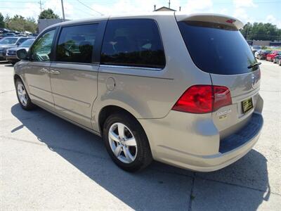 2009 Volkswagen Routan SEL   - Photo 4 - Cincinnati, OH 45255