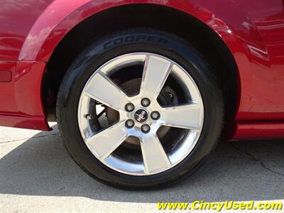 2006 Ford Mustang GT Deluxe   - Photo 27 - Cincinnati, OH 45255