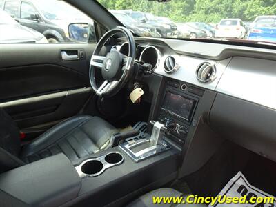 2006 Ford Mustang GT Deluxe   - Photo 16 - Cincinnati, OH 45255