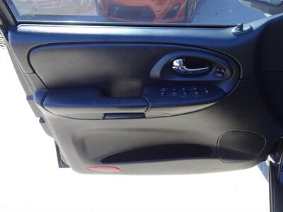 2007 Chevrolet TrailBlazer SS  6.0L V8 AWD - Photo 10 - Cincinnati, OH 45255