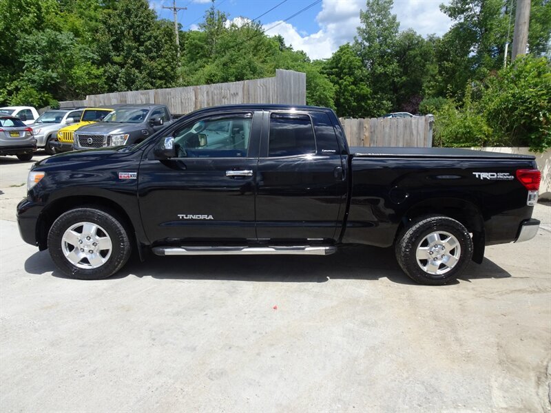 2010 Toyota Tundra Limited 5.7L V8 4X4 - Photo 7 - Cincinnati, OH 45255