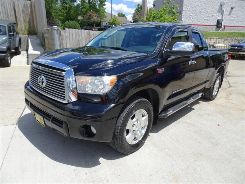 2010 Toyota Tundra Limited 5.7L V8 4X4 - Photo 8 - Cincinnati, OH 45255