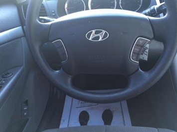 2010 Hyundai Sonata GLS   - Photo 19 - Cincinnati, OH 45255
