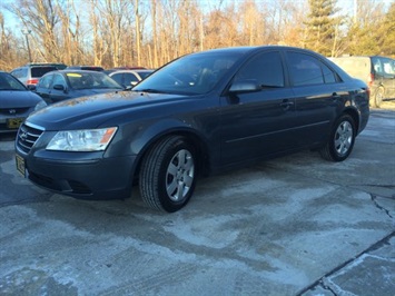 2010 Hyundai Sonata GLS   - Photo 11 - Cincinnati, OH 45255