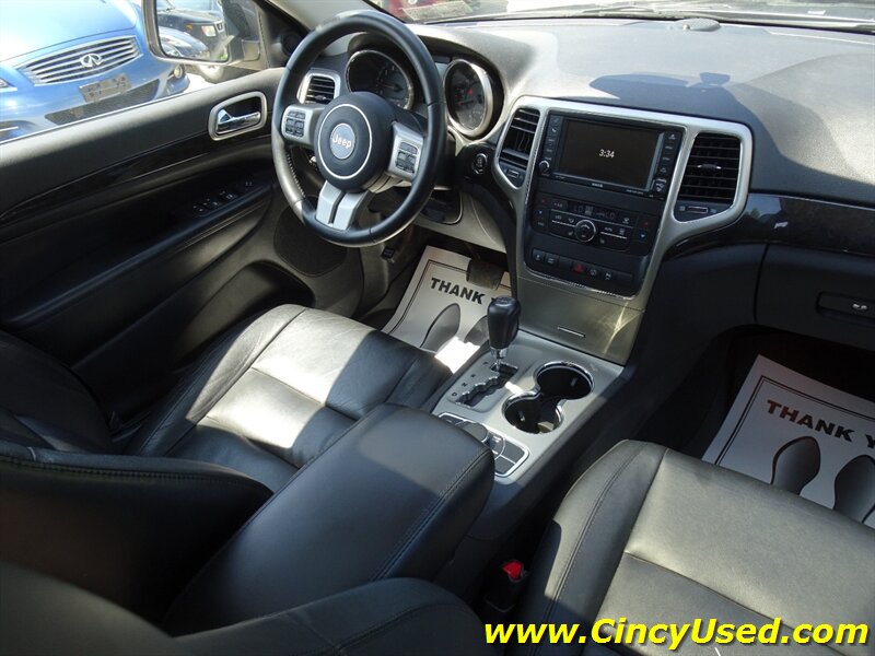 2013 Jeep Grand Cherokee Laredo X - Photo 16 - Cincinnati, OH 45255