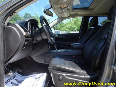 2013 Jeep Grand Cherokee Laredo X - Photo 12 - Cincinnati, OH 45255
