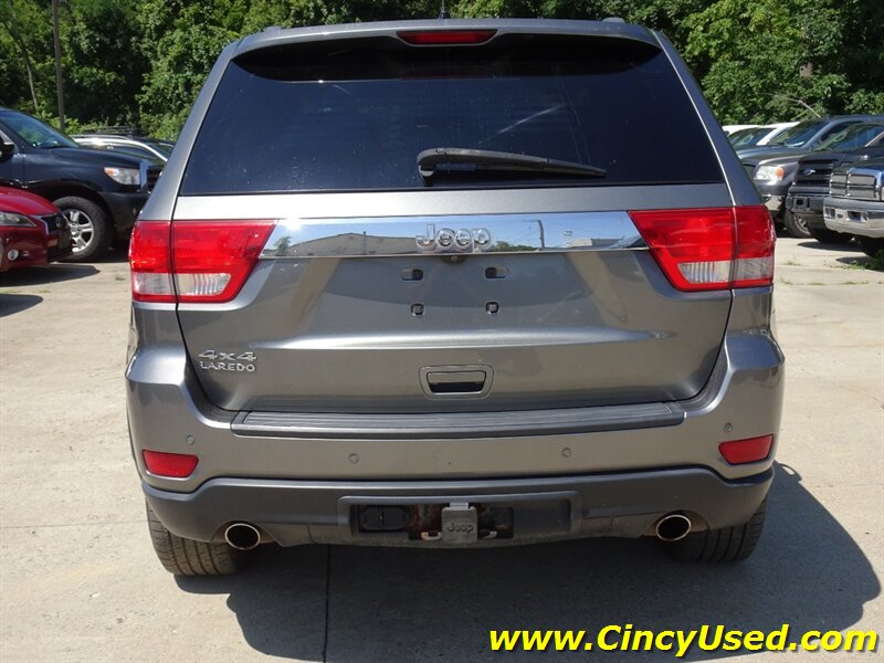 2013 Jeep Grand Cherokee Laredo X - Photo 8 - Cincinnati, OH 45255