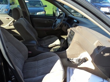 1999 Toyota Camry CE   - Photo 7 - Cincinnati, OH 45255