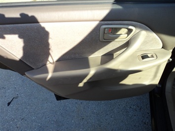 1999 Toyota Camry CE   - Photo 18 - Cincinnati, OH 45255