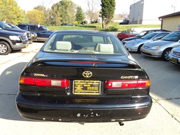 1999 Toyota Camry CE   - Photo 5 - Cincinnati, OH 45255
