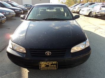 1999 Toyota Camry CE   - Photo 2 - Cincinnati, OH 45255