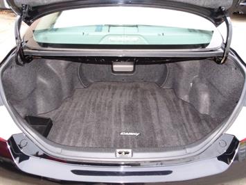 2011 Toyota Camry XLE V6   - Photo 26 - Cincinnati, OH 45255