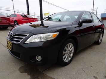 2011 Toyota Camry XLE V6   - Photo 9 - Cincinnati, OH 45255