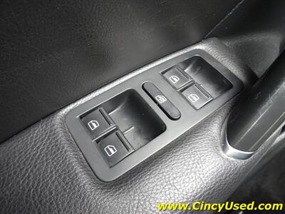 2018 Volkswagen Passat 2.0T SE   - Photo 25 - Cincinnati, OH 45255