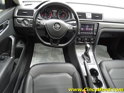 2018 Volkswagen Passat 2.0T SE   - Photo 10 - Cincinnati, OH 45255