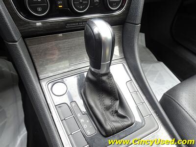 2018 Volkswagen Passat 2.0T SE   - Photo 18 - Cincinnati, OH 45255