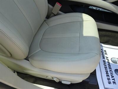 2014 Lincoln MKZ   - Photo 32 - Cincinnati, OH 45255