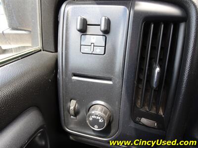 2015 Chevrolet Silverado 2500 Work Truck   - Photo 21 - Cincinnati, OH 45255