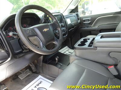 2015 Chevrolet Silverado 2500 Work Truck   - Photo 11 - Cincinnati, OH 45255
