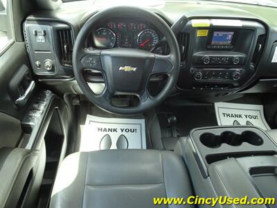 2015 Chevrolet Silverado 2500 Work Truck   - Photo 9 - Cincinnati, OH 45255