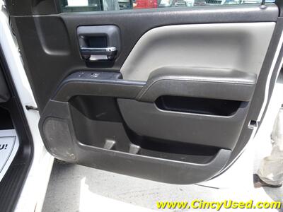 2015 Chevrolet Silverado 2500 Work Truck   - Photo 28 - Cincinnati, OH 45255