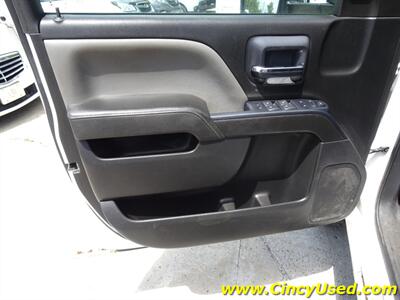2015 Chevrolet Silverado 2500 Work Truck   - Photo 27 - Cincinnati, OH 45255