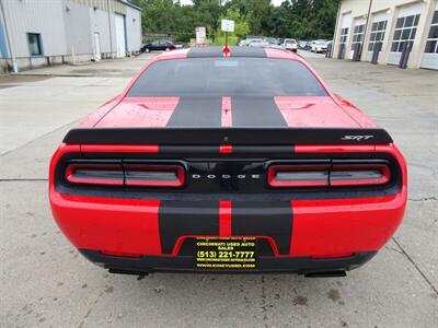 2016 Dodge Challenger SRT Hellcat  6.2L Supercharged V8 RWD - Photo 14 - Cincinnati, OH 45255