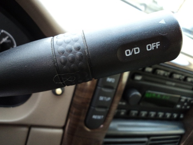 2002 Ford Explorer Eddie Bauer   - Photo 18 - Cincinnati, OH 45255