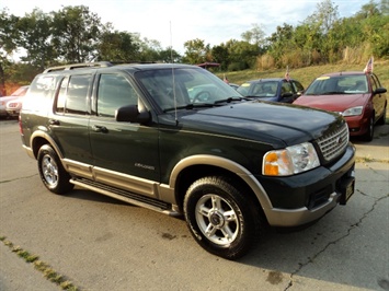 2002 Ford Explorer Eddie Bauer   - Photo 1 - Cincinnati, OH 45255