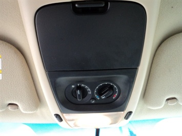 2002 Ford Explorer Eddie Bauer   - Photo 22 - Cincinnati, OH 45255