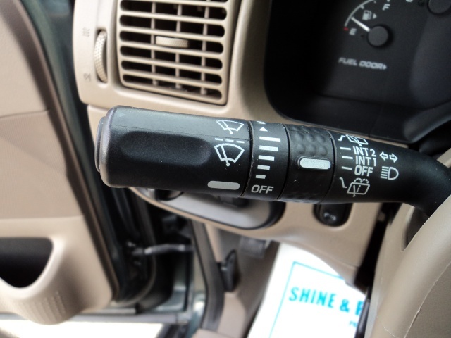 2002 Ford Explorer Eddie Bauer   - Photo 17 - Cincinnati, OH 45255