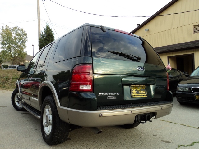 2002 Ford Explorer Eddie Bauer   - Photo 13 - Cincinnati, OH 45255