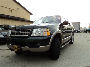 2002 Ford Explorer Eddie Bauer   - Photo 12 - Cincinnati, OH 45255