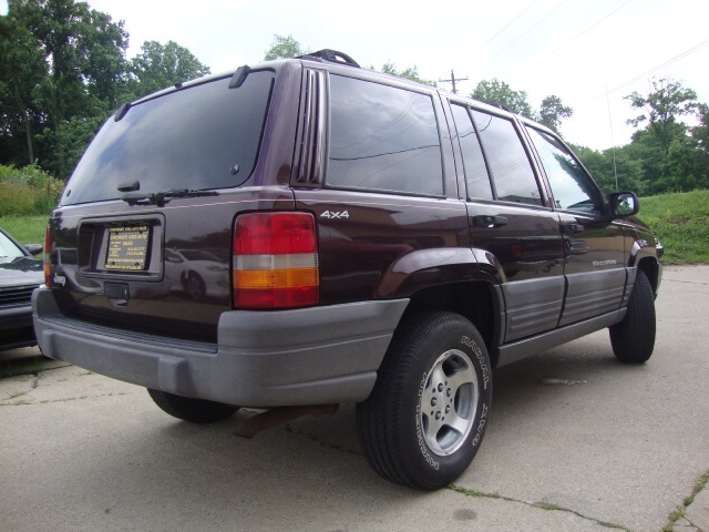 1996 Jeep Grand Cherokee Laredo - Photo 12 - Cincinnati, OH 45255
