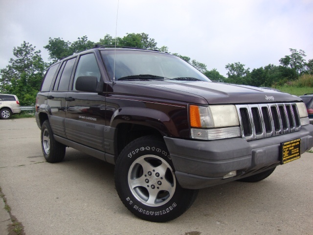 1996 Jeep Grand Cherokee Laredo - Photo 10 - Cincinnati, OH 45255
