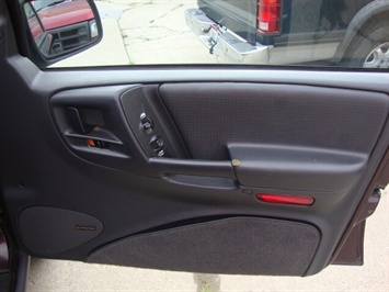 1996 Jeep Grand Cherokee Laredo   - Photo 16 - Cincinnati, OH 45255