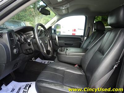 2014 Chevrolet Silverado 2500 LT  6.6L V8 Duramax 4X4 - Photo 11 - Cincinnati, OH 45255