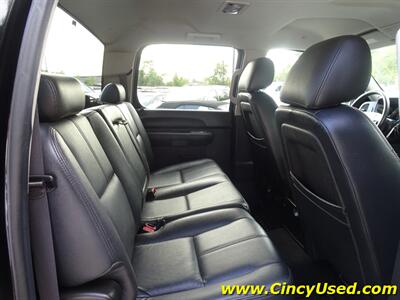 2014 Chevrolet Silverado 2500 LT  6.6L V8 Duramax 4X4 - Photo 13 - Cincinnati, OH 45255