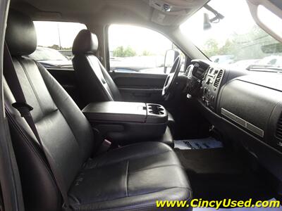 2014 Chevrolet Silverado 2500 LT  6.6L V8 Duramax 4X4 - Photo 15 - Cincinnati, OH 45255