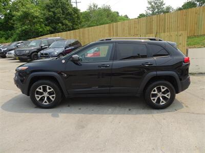 2017 Jeep Cherokee Trailhawk  2.4L I4 4X4 - Photo 5 - Cincinnati, OH 45255