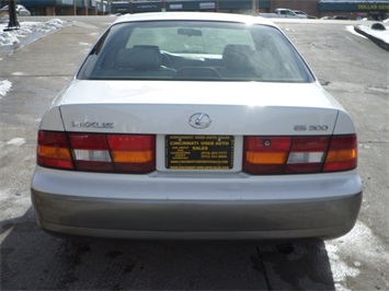 1997 Lexus ES   - Photo 5 - Cincinnati, OH 45255