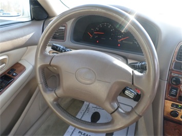 1997 Lexus ES   - Photo 20 - Cincinnati, OH 45255