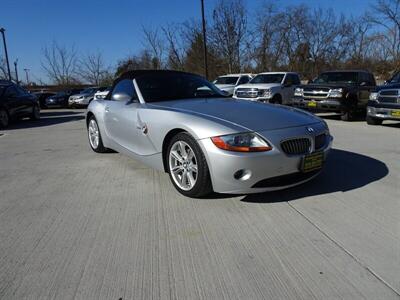 2003 BMW Z4 3.0i   - Photo 2 - Cincinnati, OH 45255