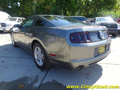 2014 Ford Mustang 3.7L V6 Manual RWD   - Photo 9 - Cincinnati, OH 45255